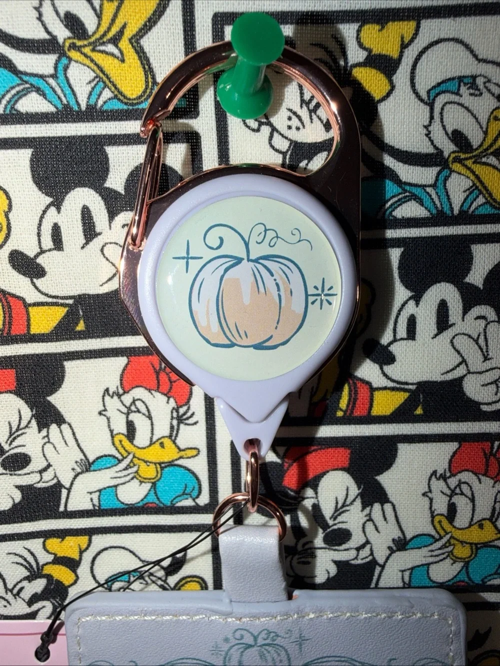 Disney Cinderella Carriage Horse Floral Retractable Lanyard Rose Gold Tone NWT